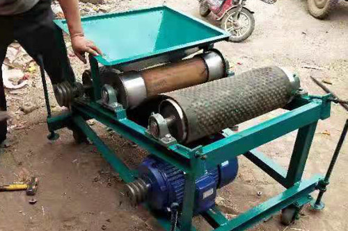 地面拋糧入倉機(jī)
